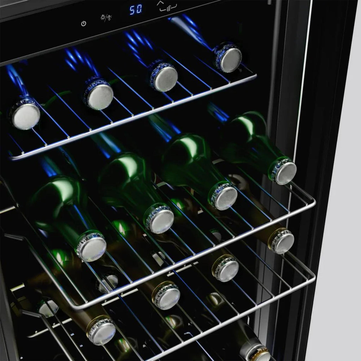 Empava 15-inch Beverage Cooler Refrigerator BR05S Interior display