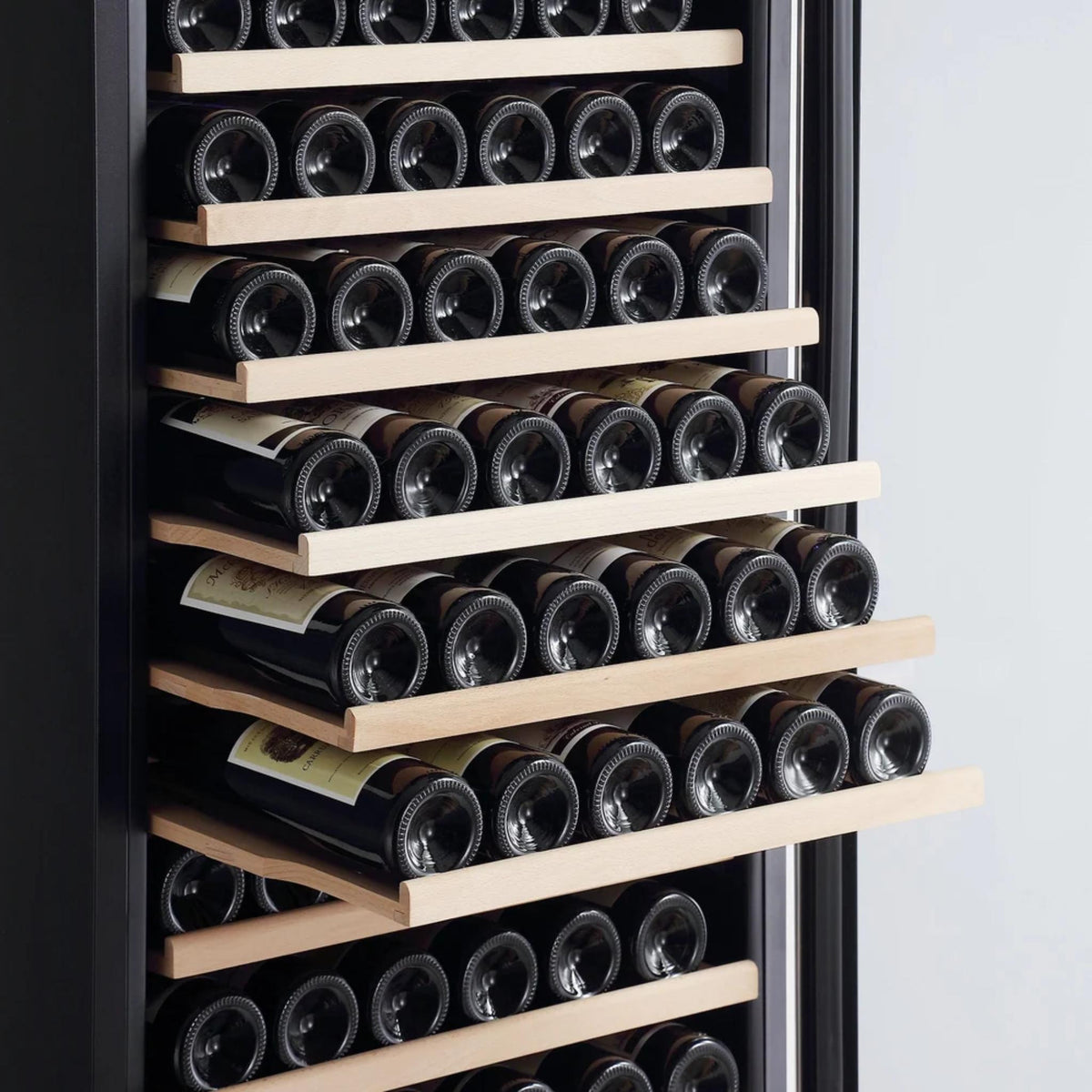 Empava 24 inch Wine Cooler Refrigerator EMPV-WC07S Slide Out Shelves